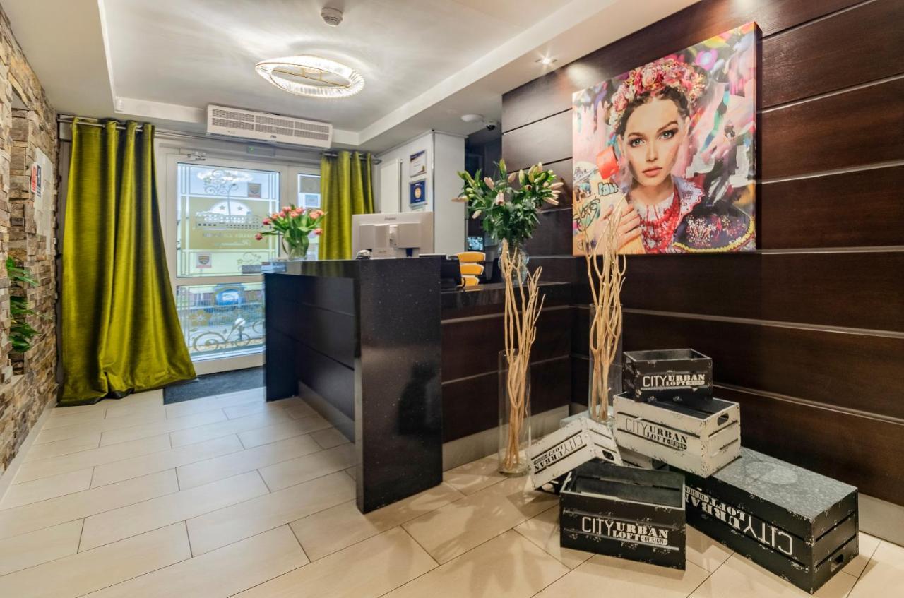 Hotel Zielonki Zielonki  Extérieur photo